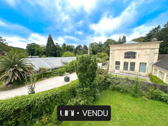 Maison dans jardin des plantes 7 pièces d'environ 200m2  avec sous-sol + garage sur terrain de 615m2