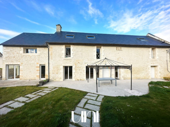 Magnifique propriété de 350m2 sur 1000m2 de terrain