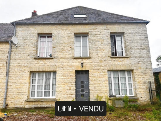 2 maisons et une grange à rénover - Putot-en-Bessin